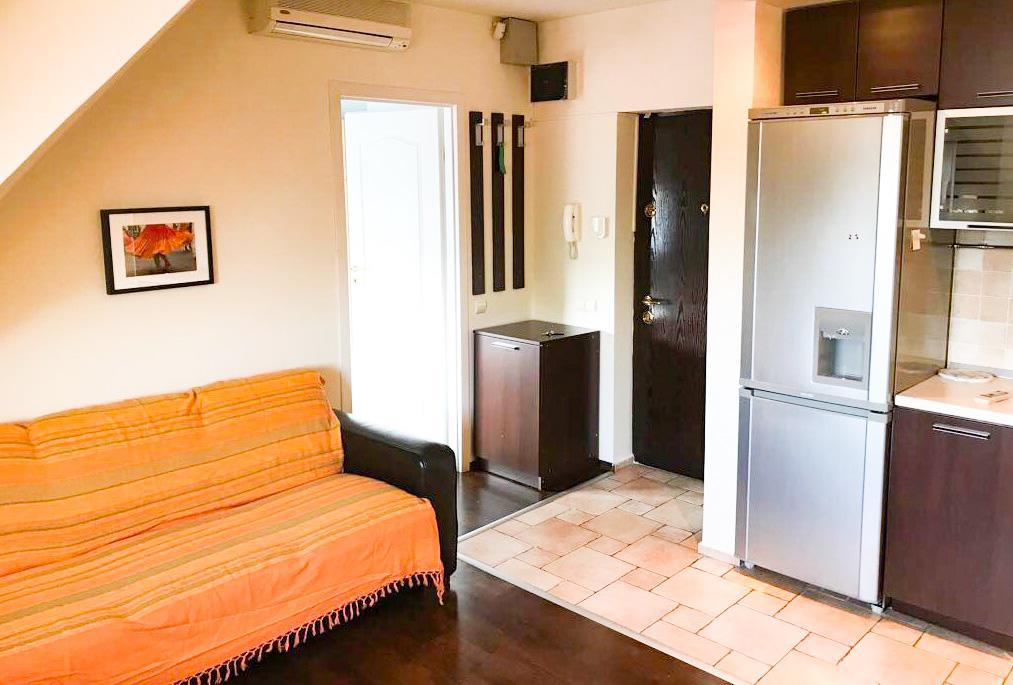 Cozy Flat In Near Old Town Bucarest